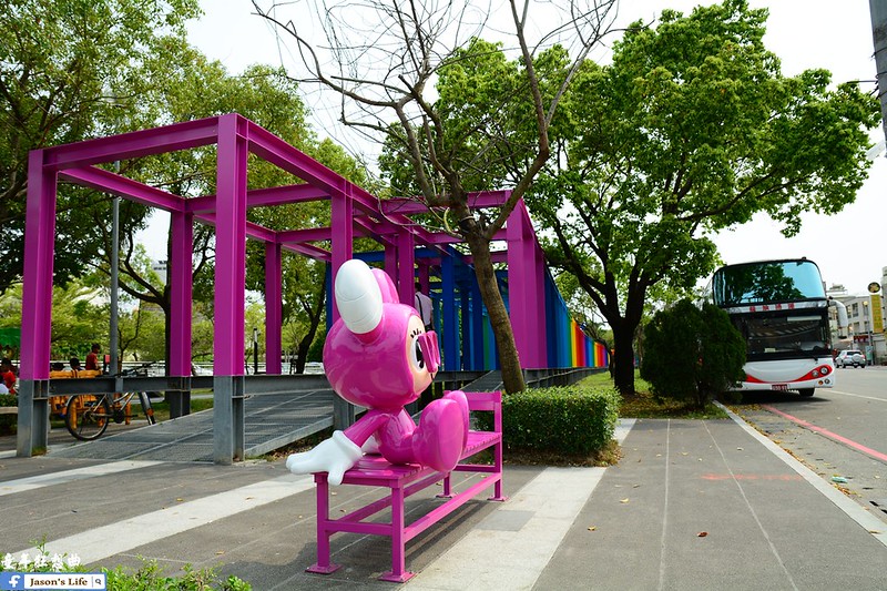 【台南│景點】不二良X小鼠進駐新營美術園區啦~彩色繽紛又可愛，好好拍。童年狂想曲 @Jason&#039;s Life
