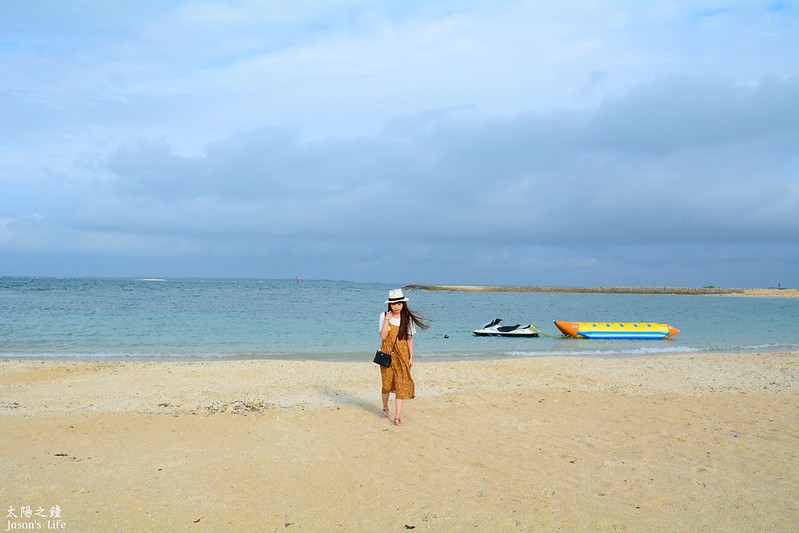 【沖繩南城｜景點】南部無料景點，情侶來敲響愛心之鐘吧，清澈見底較少觀光客的海灘。Azama Sun Sun Beach愛之鐘 @Jason&#039;s Life