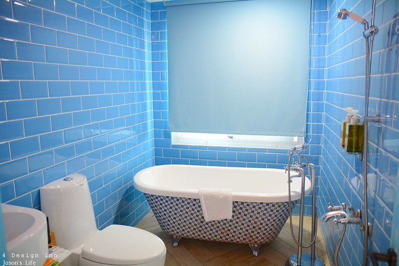 【台南北區｜住宿】台南設計主題住宿推薦，每間房間都有獨特的風格，純白夢幻房型，浴室超大，每間都有浴缸可泡澡。4 Design inn @Jason&#039;s Life